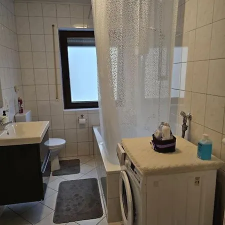 Gemuetliche Ferienwohnung Mülheim-Kärlich Buitenkant foto